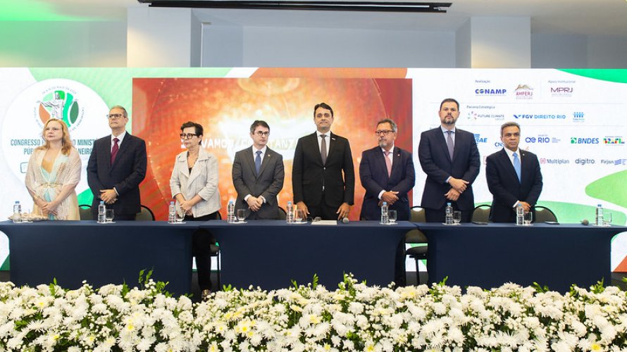 Protagonismo do Ministério Público na tutela ambiental é reafirmado no Congresso Estadual MPRJ - Pré-COP 30