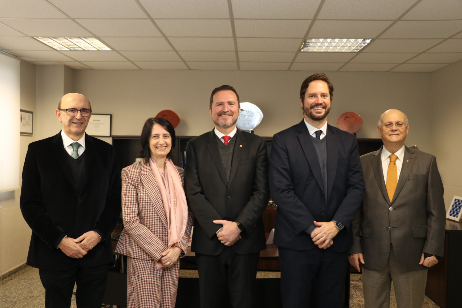 No Paraná, nova Diretoria da APMP é eleita para o biênio 2025/2027