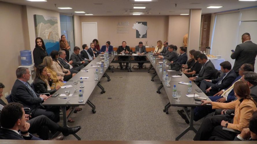 Integrantes da Frentas defendem ampliar o diálogo com o Congresso sobre a reforma administrativa