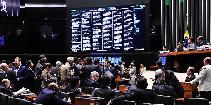 Câmara rejeita pedido de urgência para renegociação da dívida dos estados