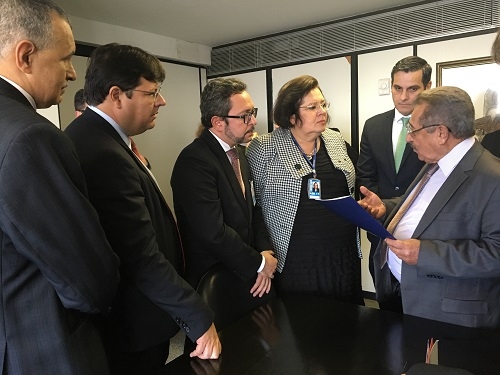Senador José Maranhão reúne-se com entidades do MP e da Magistratura