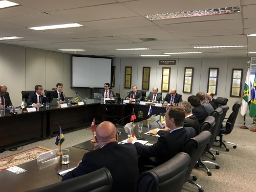 Em Brasília, conselho deliberativo realiza reunião