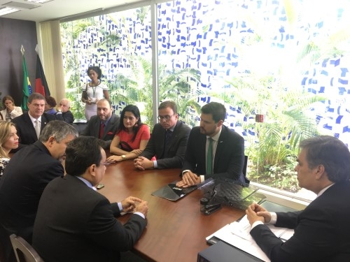 Senador Cássio Cunha Lima recebe integrantes da Magistratura e do Ministério Público